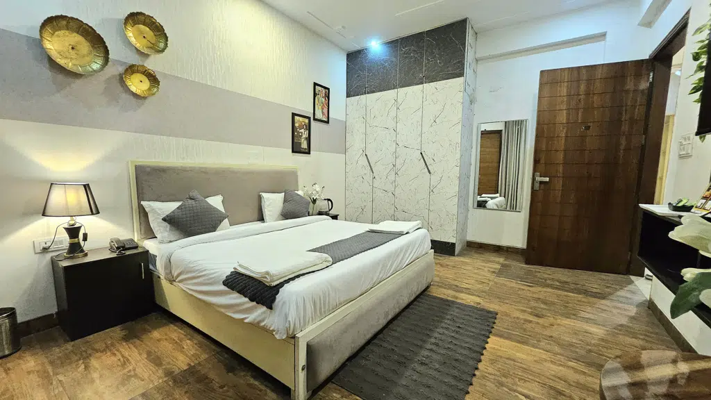 About hotel image